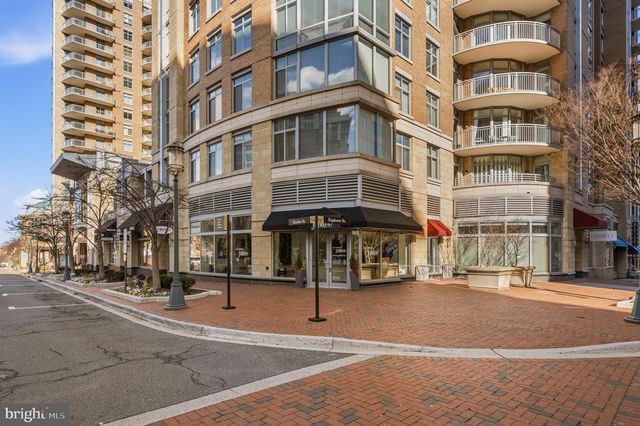 12138 CHANCERY STATION CIR, Reston, VA 20190