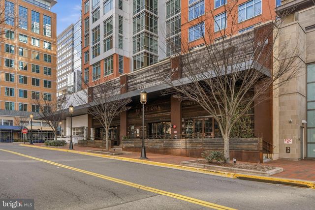 12138 CHANCERY STATION CIR, Reston, VA 20190