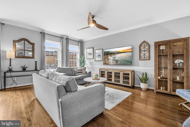 12138 CHANCERY STATION CIR, Reston, VA 20190