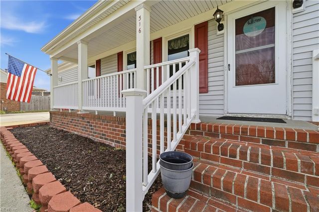 316 Melonie CT, Chesapeake, VA 23322