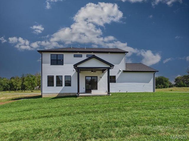 4 Schon Ct., Glen Carbon, IL 62034