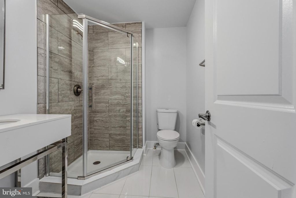 Image 22 of property listing at 1748 S HANOVER ST, Baltimore, MD 21230