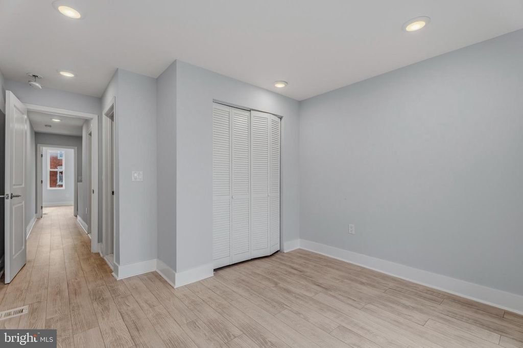 Image 25 of property listing at 1748 S HANOVER ST, Baltimore, MD 21230