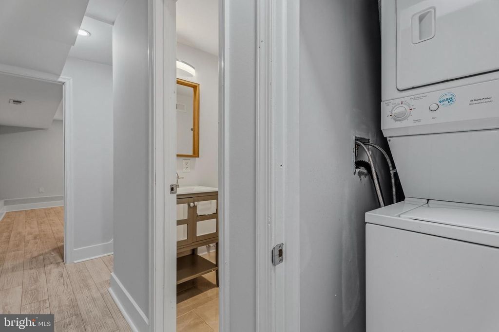 Image 33 of property listing at 1748 S HANOVER ST, Baltimore, MD 21230
