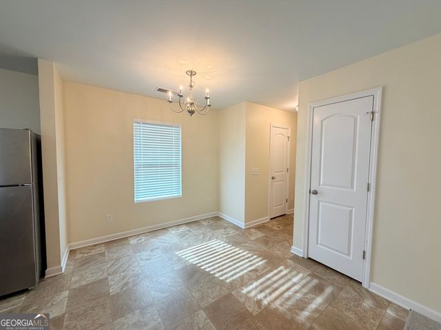 18 Everett Circle, Cartersville, GA 30120