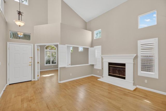 5817 Spring Flower Drive, Elk Grove, CA 95757