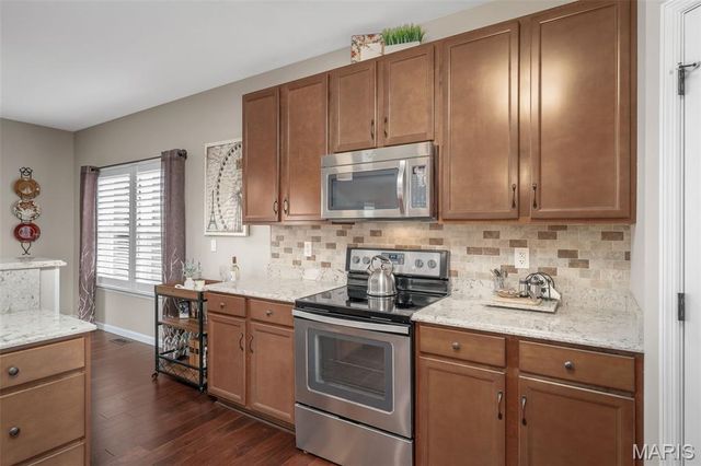 256 Mason Glen Drive, Lake St Louis, MO 63367