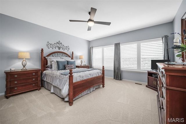 256 Mason Glen Drive, Lake St Louis, MO 63367