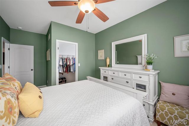 256 Mason Glen Drive, Lake St Louis, MO 63367