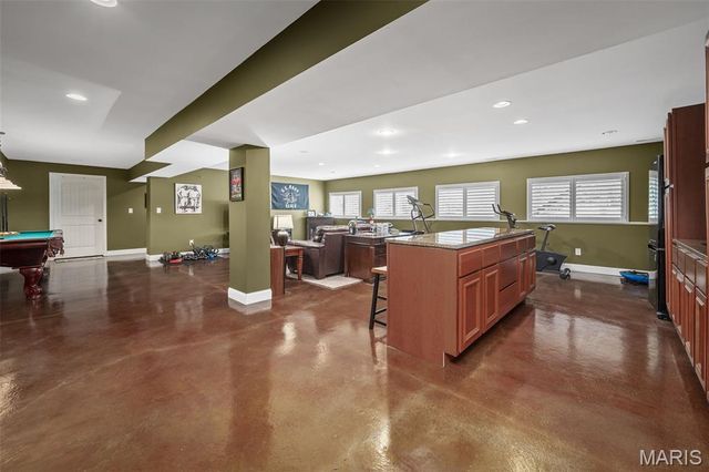 256 Mason Glen Drive, Lake St Louis, MO 63367