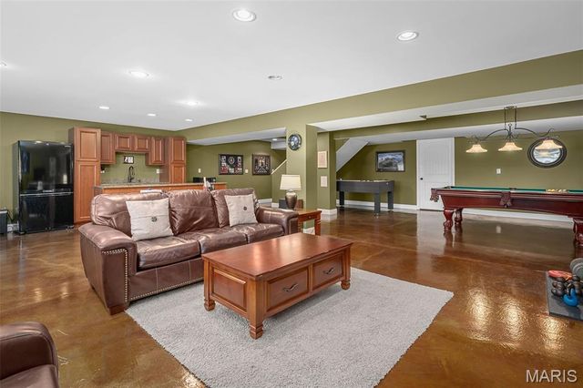 256 Mason Glen Drive, Lake St Louis, MO 63367