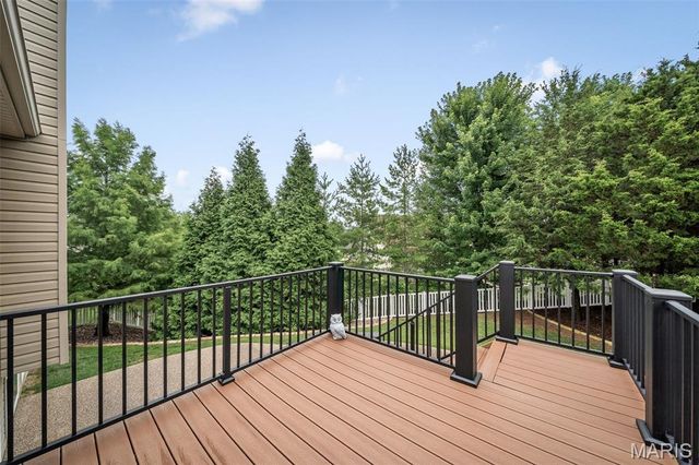 256 Mason Glen Drive, Lake St Louis, MO 63367