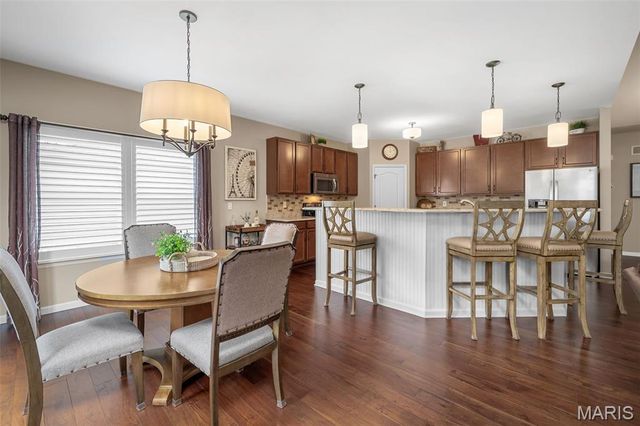 256 Mason Glen Drive, Lake St Louis, MO 63367