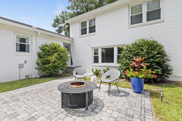 1126 Pleasant Pines Road, Mount Pleasant, SC 29464