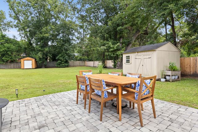 1126 Pleasant Pines Road, Mount Pleasant, SC 29464