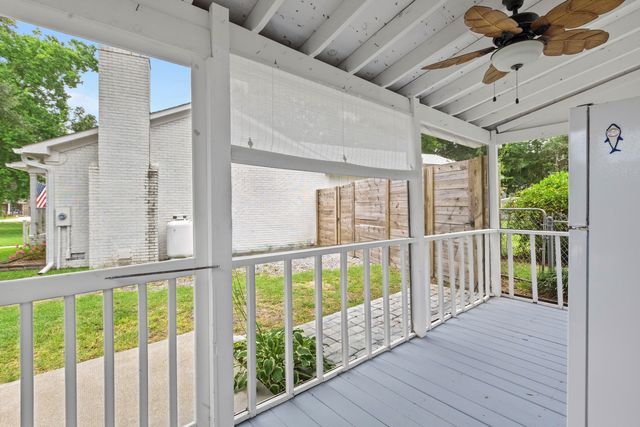 1126 Pleasant Pines Road, Mount Pleasant, SC 29464