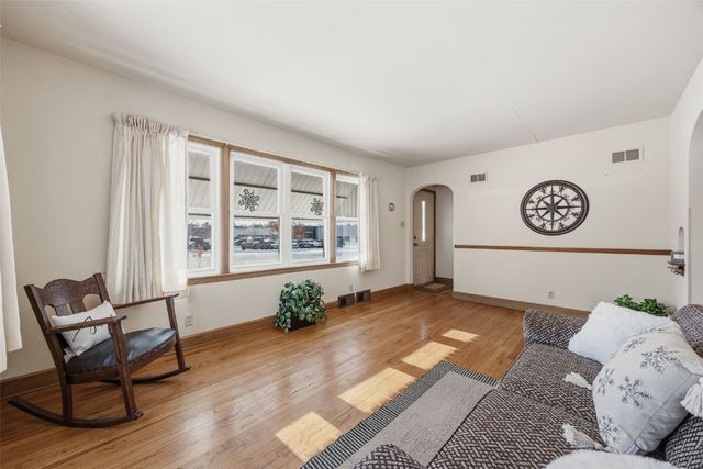 800 35th Street NE, Cedar Rapids, IA 52402