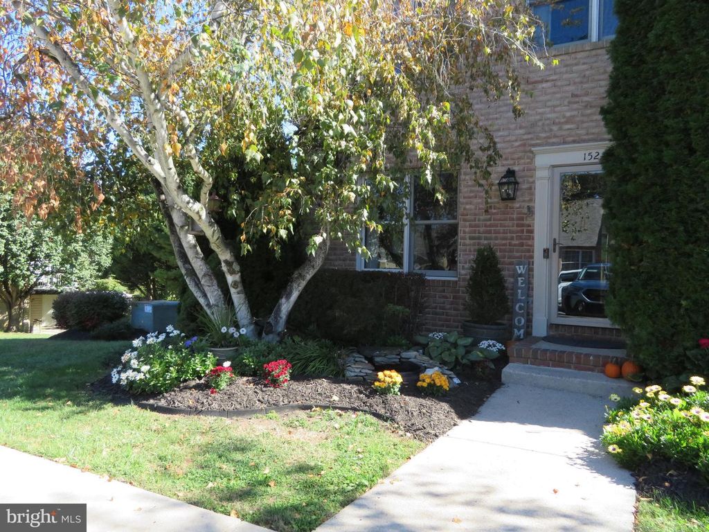 152 MORNINGSIDE DR, Falling Waters, WV 25419