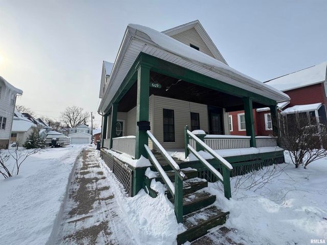 609 5TH Avenue S, Clinton, IA 52732