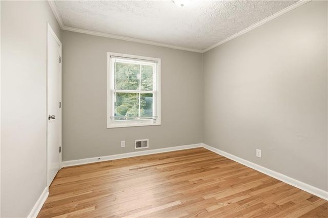 928 Magna Carta Drive NW, Atlanta, GA 30318