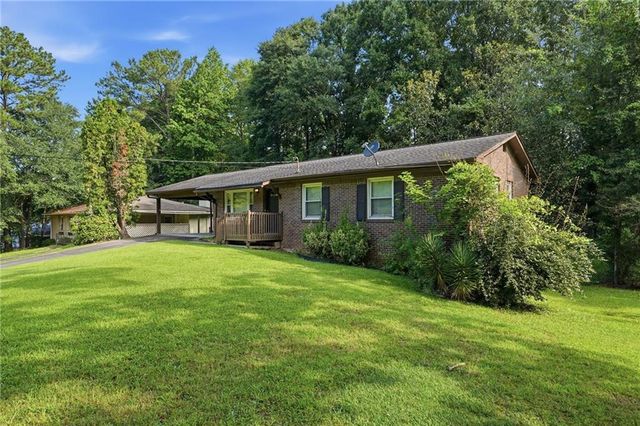 928 Magna Carta Drive NW, Atlanta, GA 30318