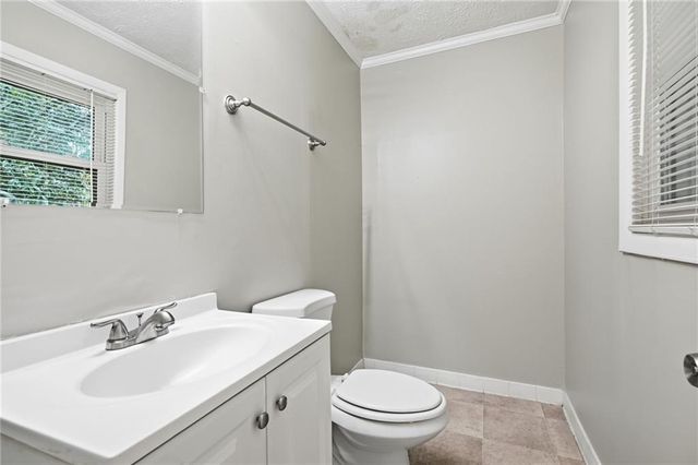 928 Magna Carta Drive NW, Atlanta, GA 30318