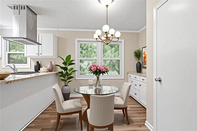 928 Magna Carta Drive NW, Atlanta, GA 30318