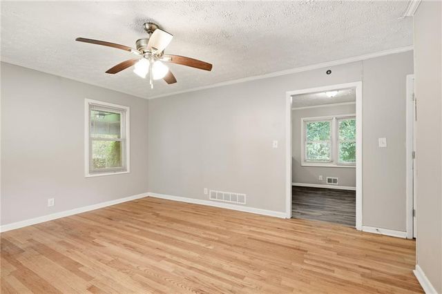 928 Magna Carta Drive NW, Atlanta, GA 30318