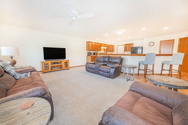 24207 Cedar Creek Lane, Plainfield, IL 60586