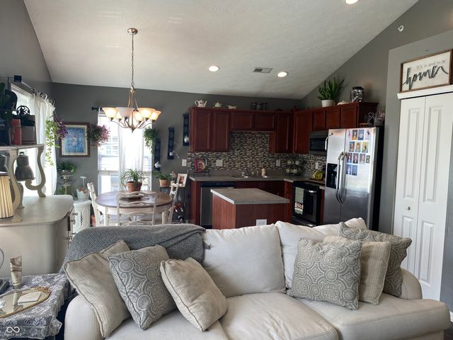 13255 Deception Pass UNIT 100, Fishers, IN 46038