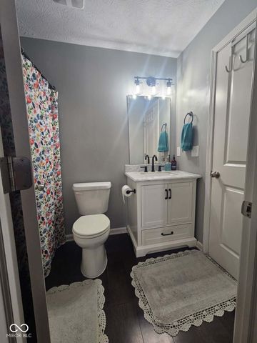 13255 Deception Pass UNIT 100, Fishers, IN 46038
