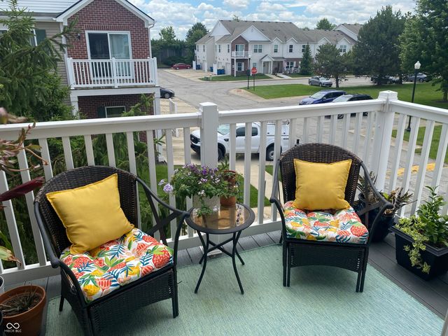 13255 Deception Pass UNIT 100, Fishers, IN 46038