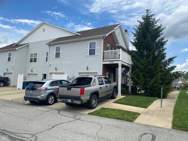 13255 Deception Pass UNIT 100, Fishers, IN 46038