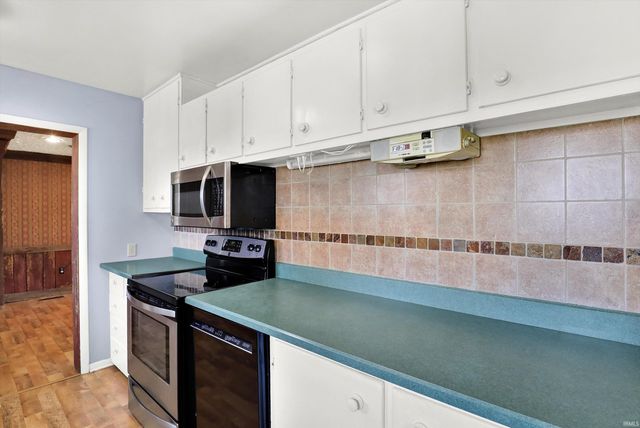 122 Edgewood Drive, Bedford, IN 47421