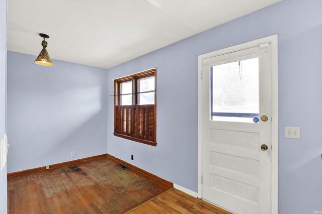 122 Edgewood Drive, Bedford, IN 47421