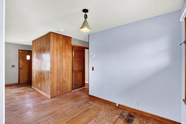 122 Edgewood Drive, Bedford, IN 47421