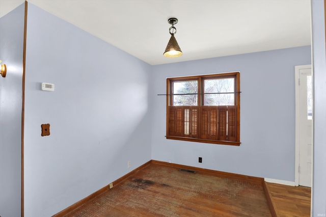 122 Edgewood Drive, Bedford, IN 47421