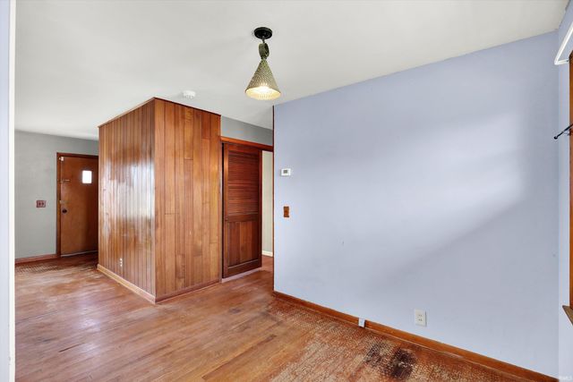 122 Edgewood Drive, Bedford, IN 47421