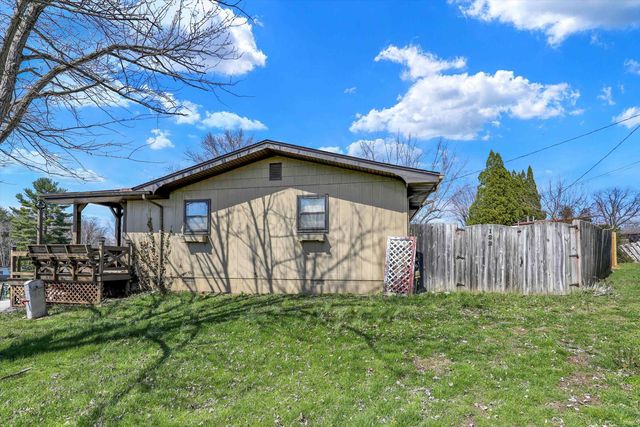 122 Edgewood Drive, Bedford, IN 47421