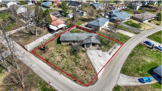 122 Edgewood Drive, Bedford, IN 47421