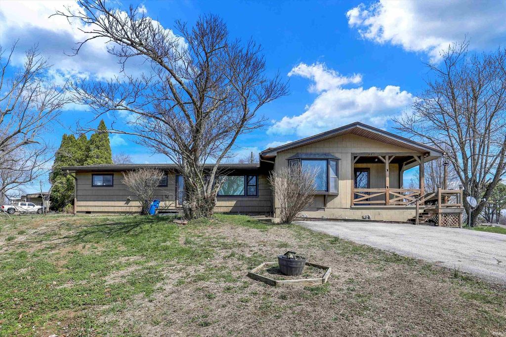 122 Edgewood Drive, Bedford, IN 47421