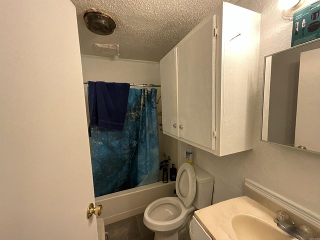 2215 E 11th St, Texarkana, AR 71854