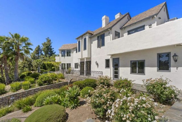 17432 Calle Mayor, Rancho Santa Fe, CA 92067