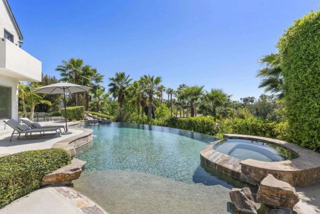 17432 Calle Mayor, Rancho Santa Fe, CA 92067