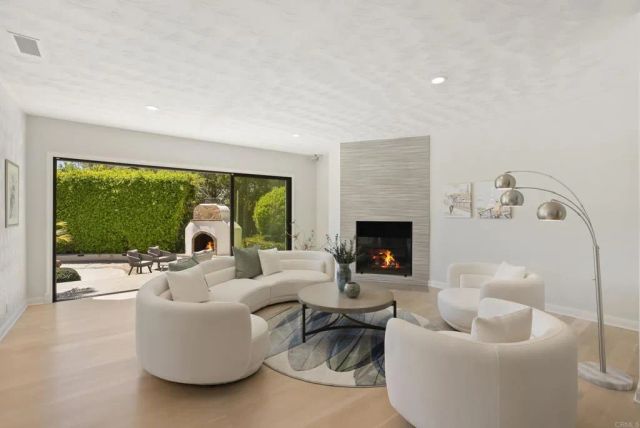 17432 Calle Mayor, Rancho Santa Fe, CA 92067