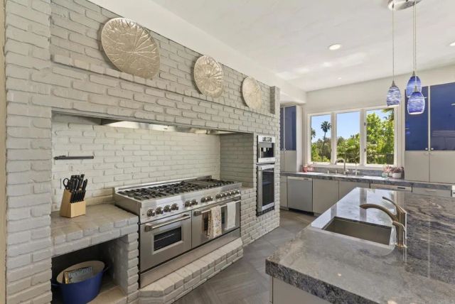 17432 Calle Mayor, Rancho Santa Fe, CA 92067