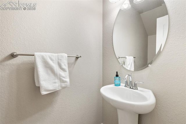 1820 Lower Gold Camp Road, Colorado Springs, CO 80905