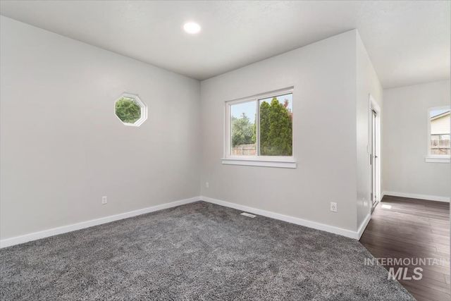 1055 W Kingswood Ct., Meridian, ID 83646