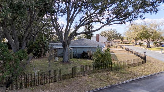 1707 BAYOU CIRCLE, Lakeland, FL 33803