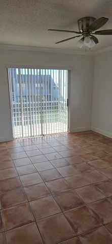 186 Burgundy D, Delray Beach, FL 33484